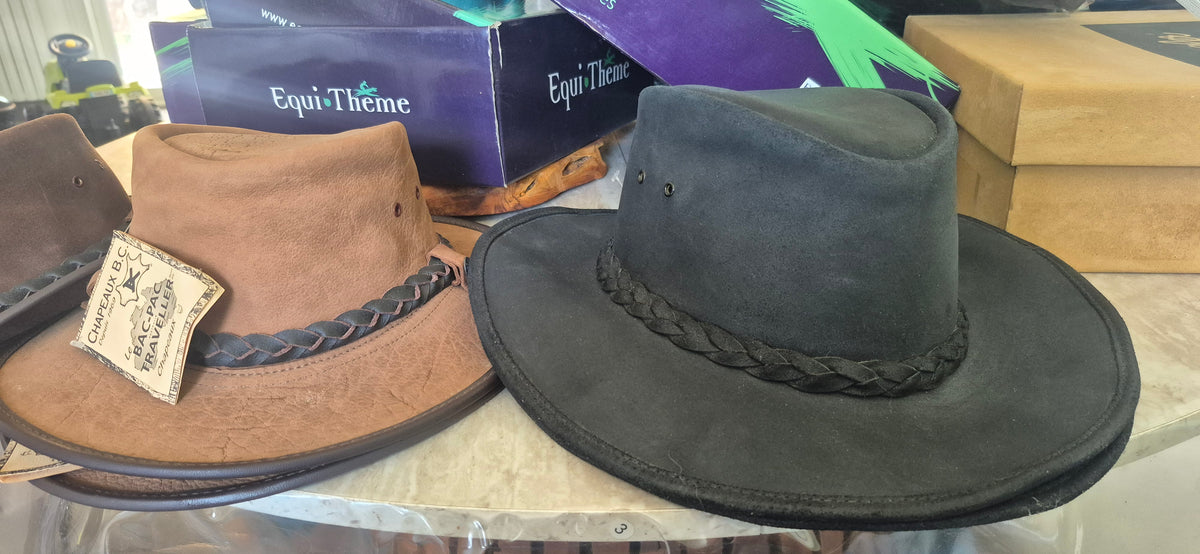 Chapeaux