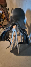 Selle de dressage 18'
