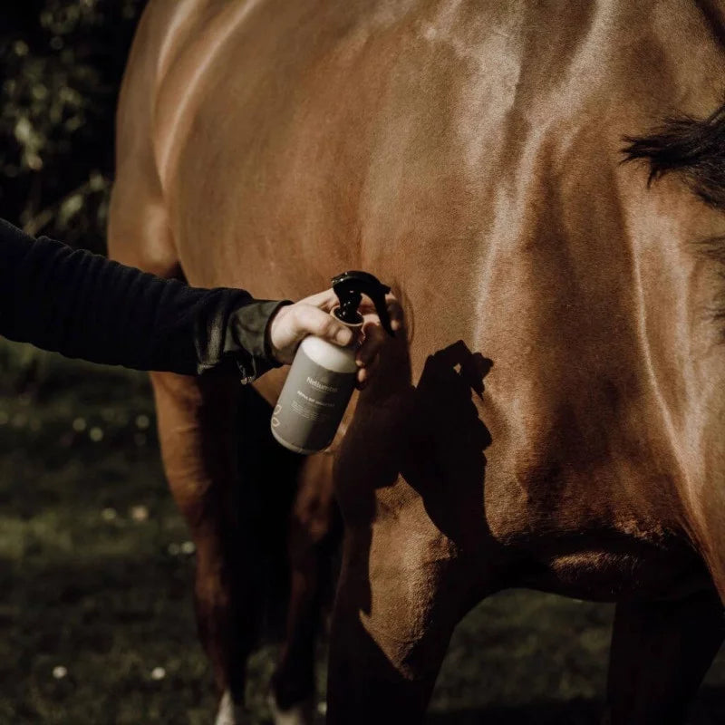 Protect'Insectes pour chevaux Nellumbo